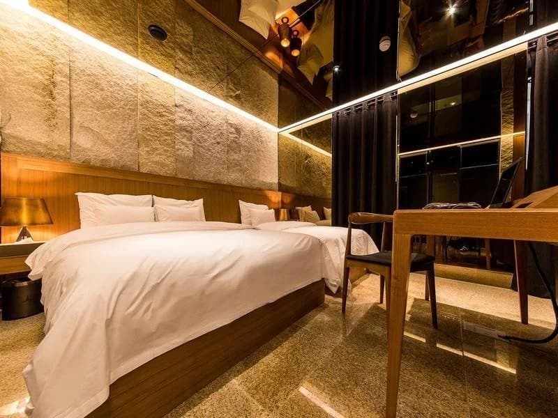 Hotel Star - photo 6