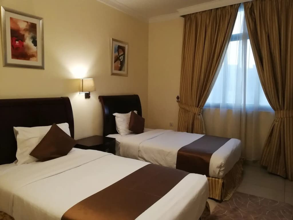 Crown Palace Hotel Ajman - photo 4