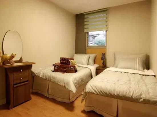 BNB Chungdam Female Only - photo 2