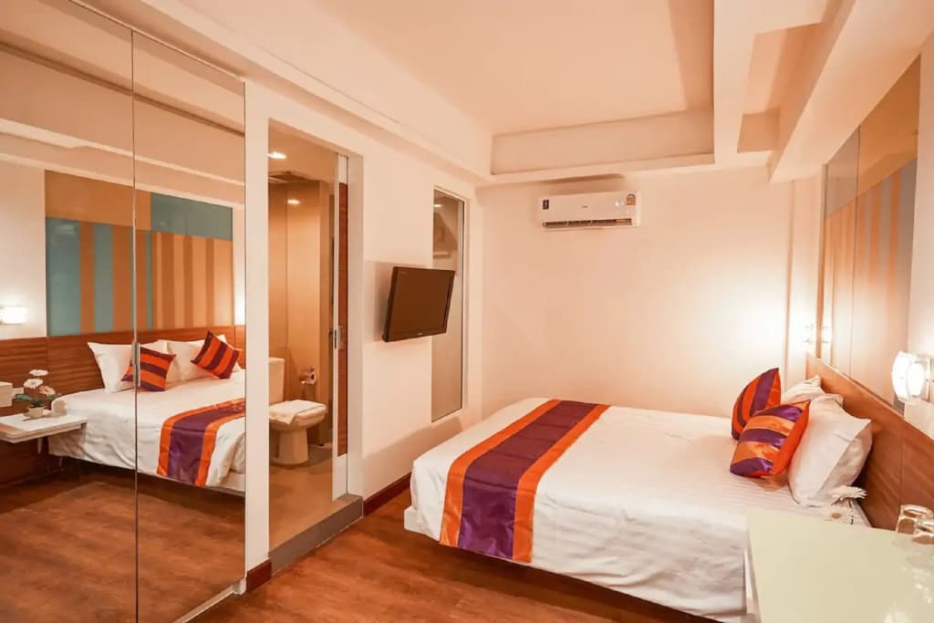 Studio Asoke Hotel - photo 4
