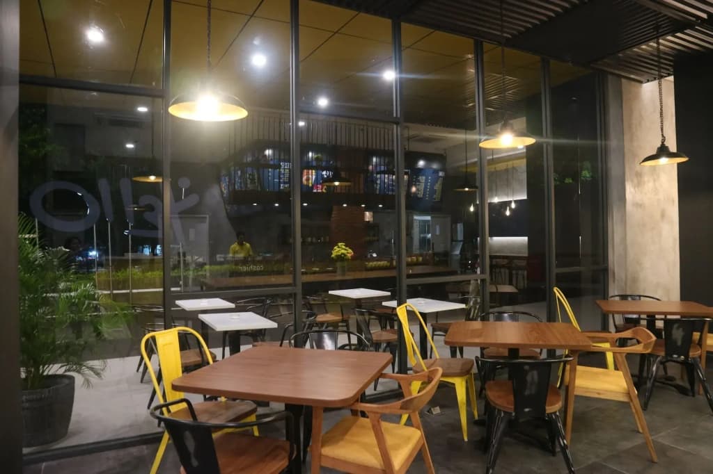 YELLO Hotel Manggarai Jakarta - photo 19