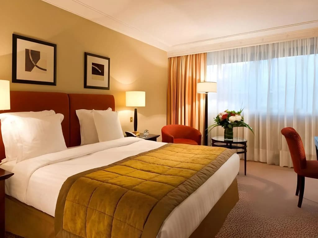 Warwick Champs-Elysées Hotel - photo 4