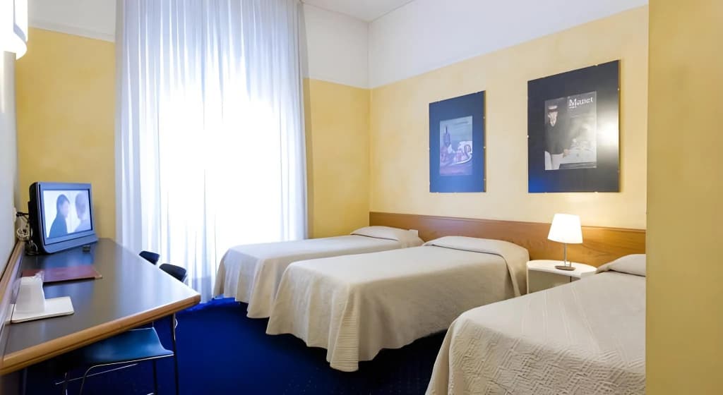 Hotel Club - photo 30