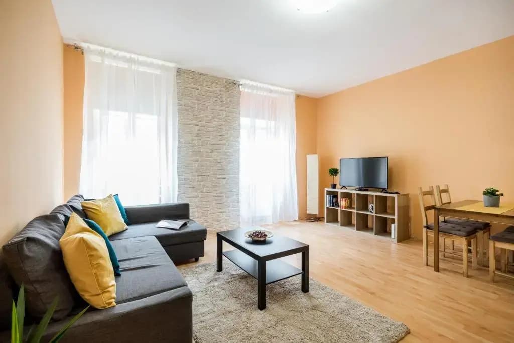 Central Premier Apartment - photo 5