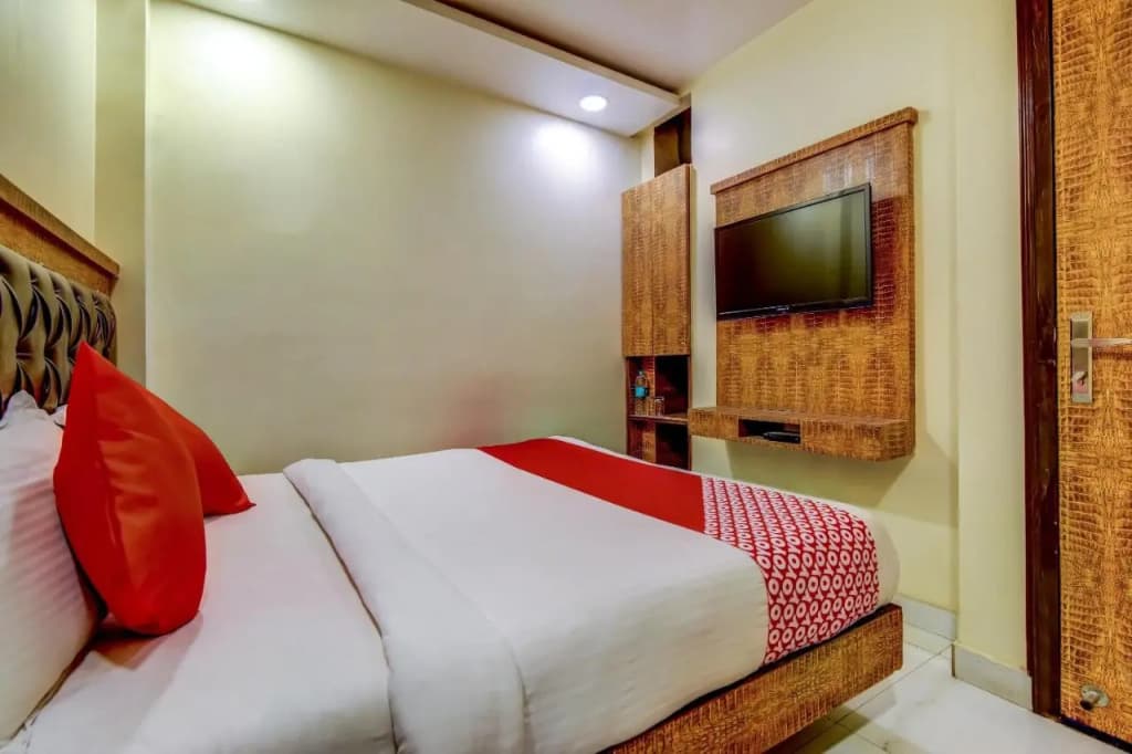 Hotel Sarthak Palace - photo 27
