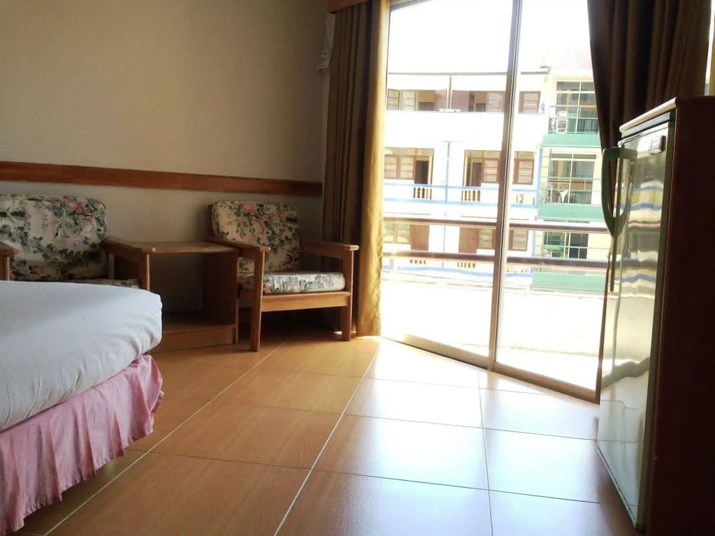 Skaw Beach Hotel - photo 5