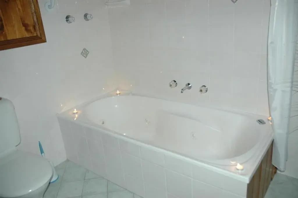 Bluebell Cottage - photo 7