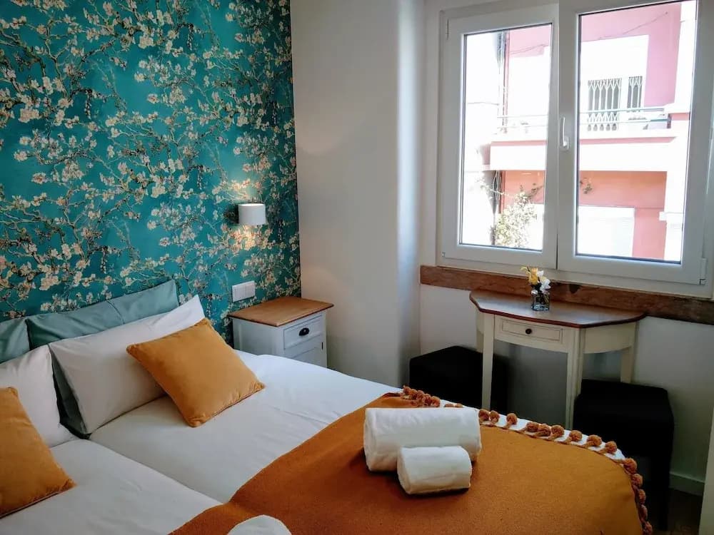 Lisbon Terrace Suites Apartment for Large Groups with Amazing Terrace - photo 2