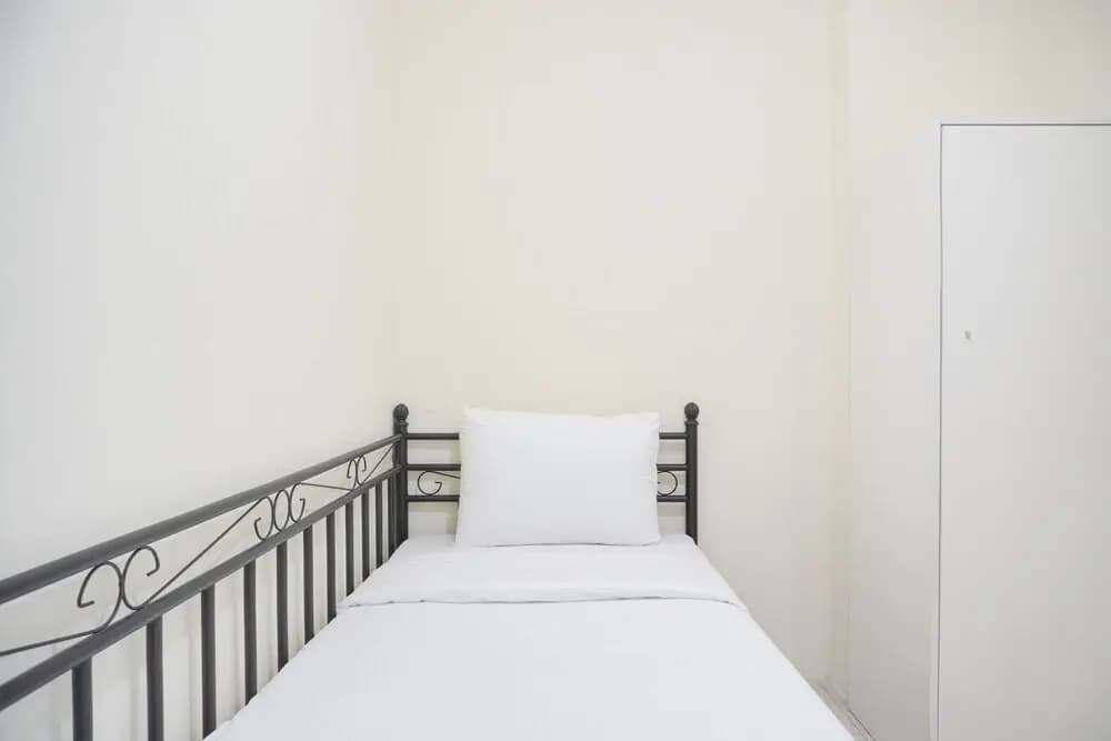 Homey And Comfortable 2Br Tifolia Apartment - photo 5