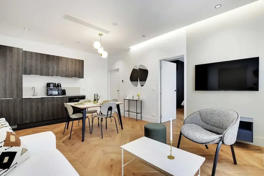 Luxury Apartment 1br/4p - Opera - photo 9