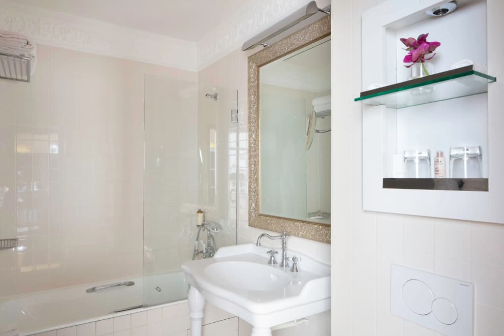 Hôtel Le 123 Elysées - Astotel - photo 9