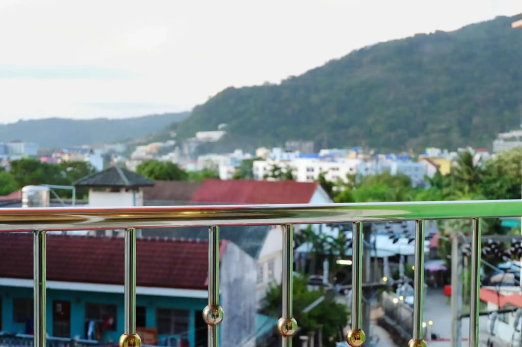Patong Eyes Hotel - photo 17