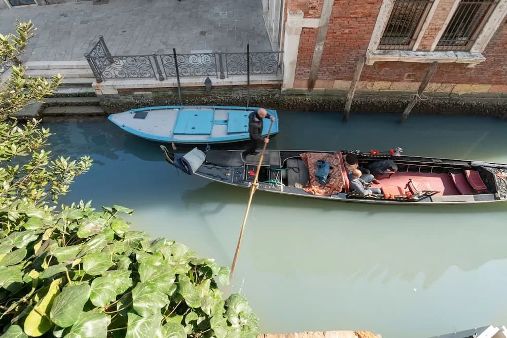 Apartments in San Marco with Canal View - photo 13