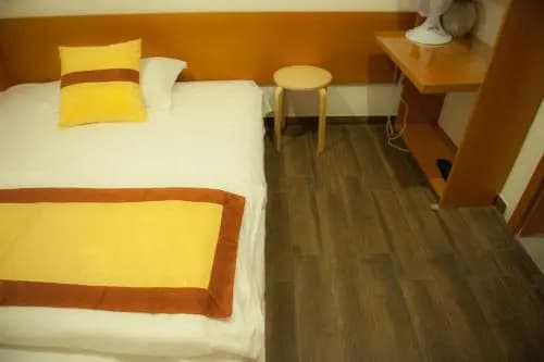 Florian Hostel - photo 6