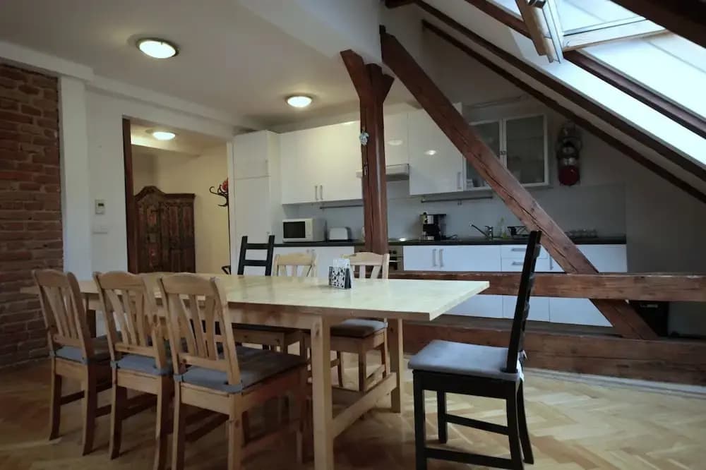 Generous Attic Apartment - photo 16