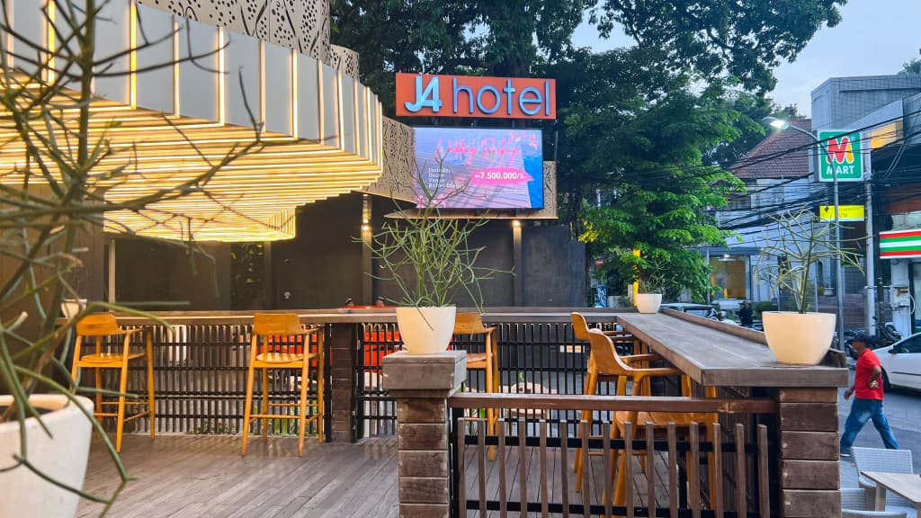 J4 Hotels Legian - photo 46