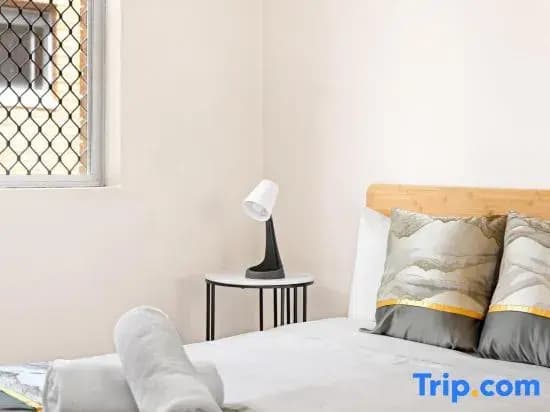 2BR Apartment – Heart of North Parramatta, Easy Train Access - photo 2