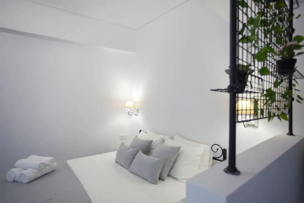 Hephaestus luxury flat Psyrri square - photo 4
