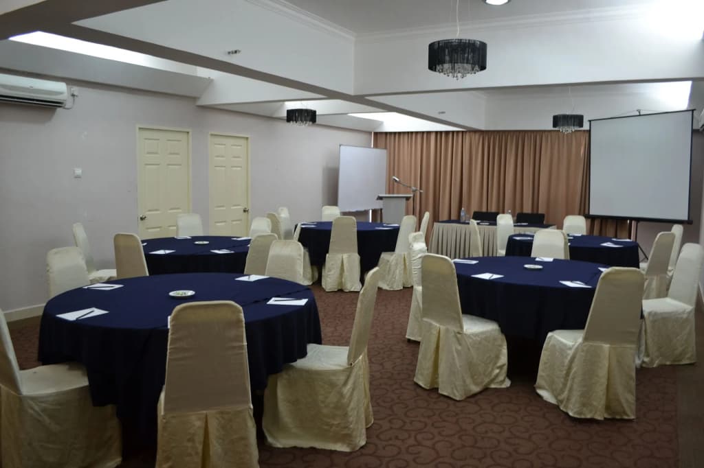 Sumai Hotel Apartment - photo 18