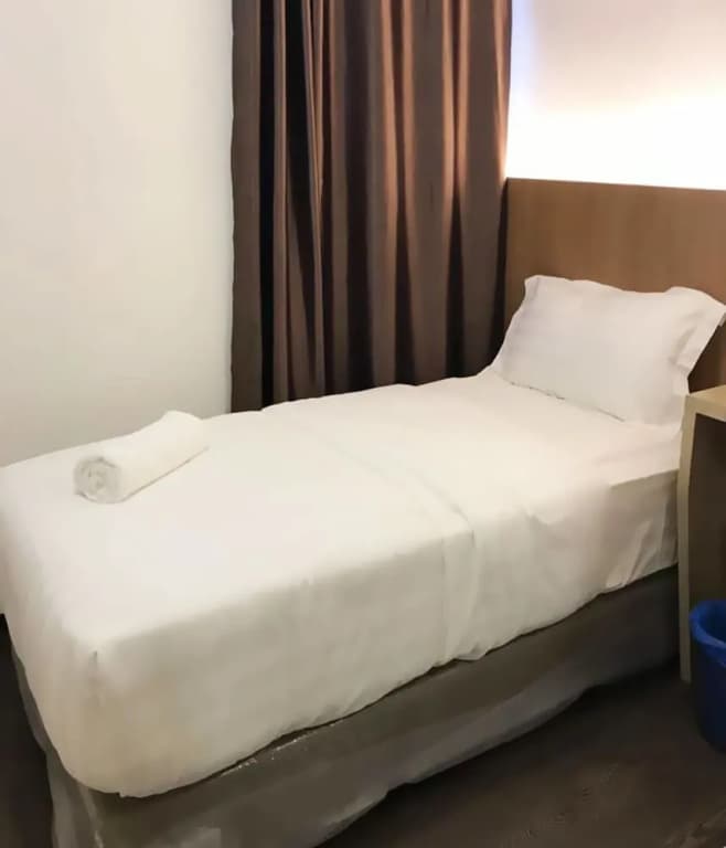 Place2Stay @ General Hospital - photo 3