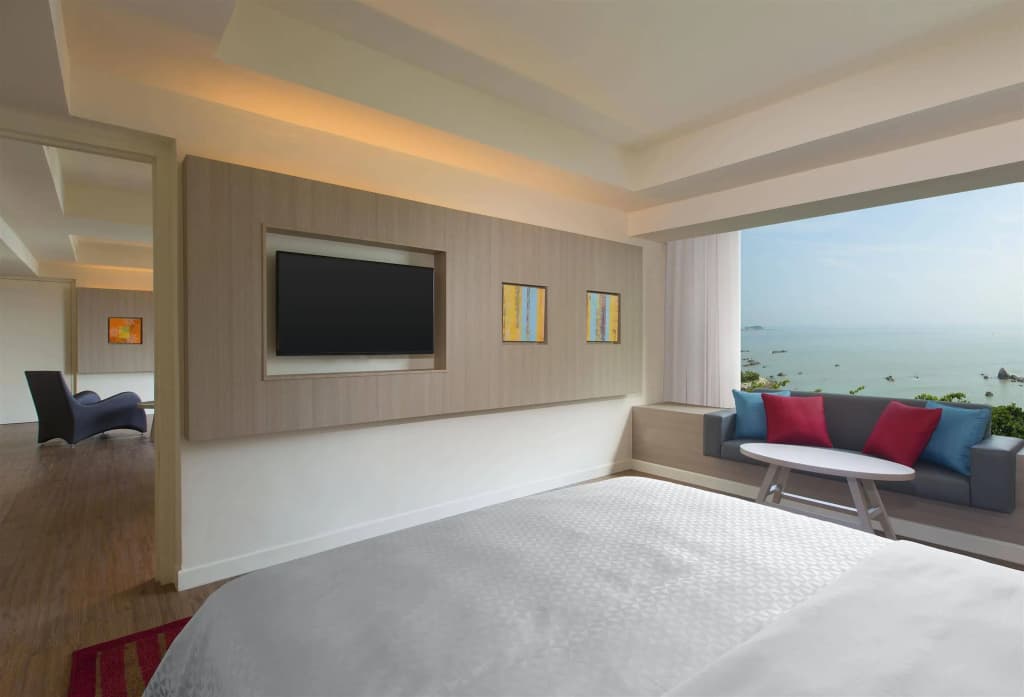 Mercure Penang Beach - photo 5