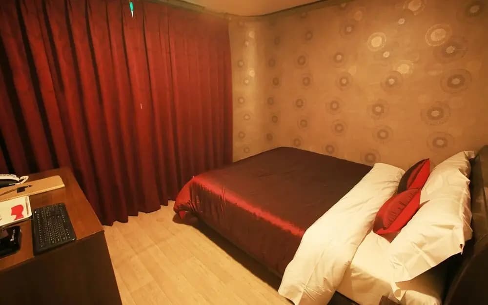 Bobos Motel - photo 19