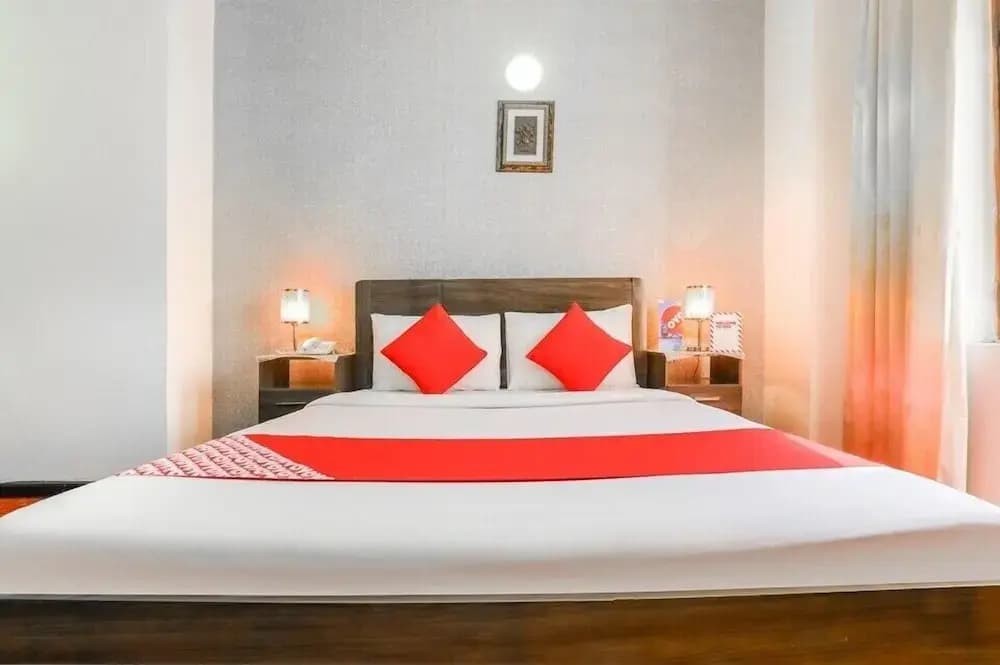 Vienna Hotel by OYO Rooms - photo 3