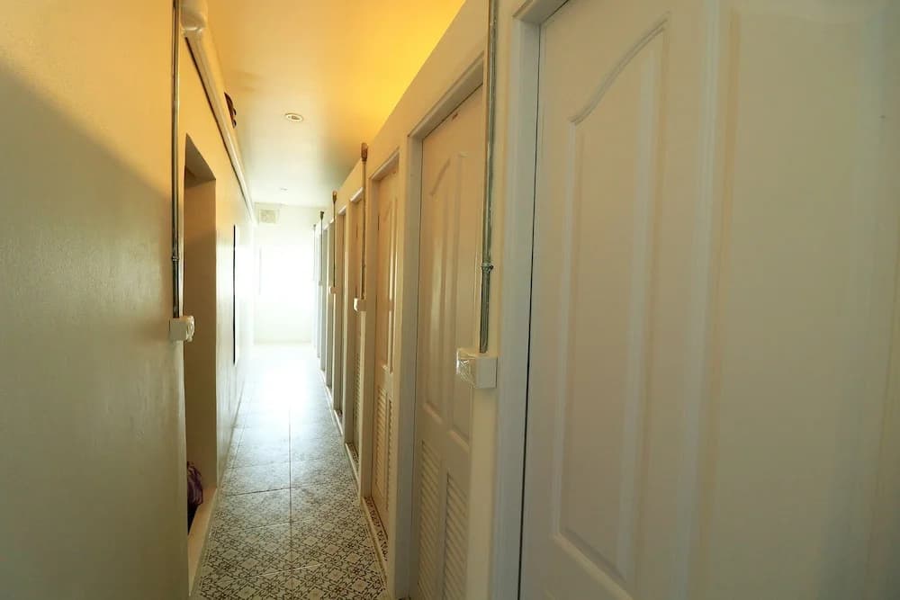 Krit Hostel - photo 14