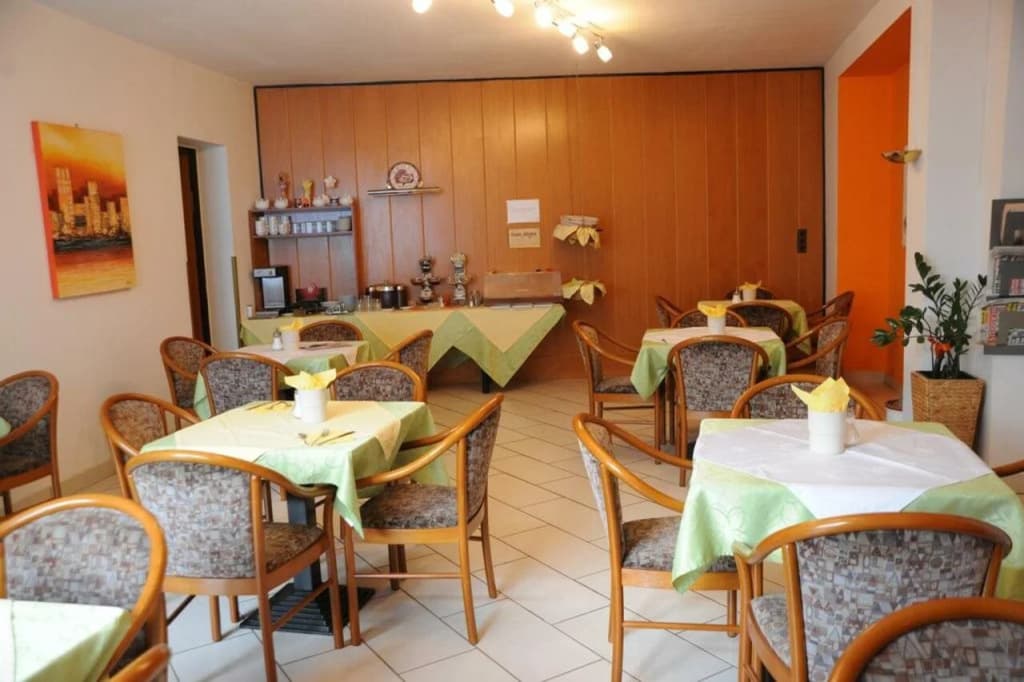 Pension Erlaa - photo 4