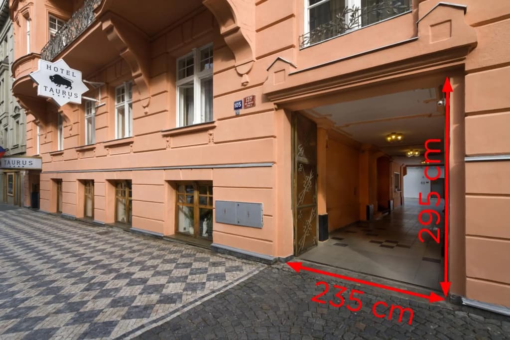 Hotel Taurus - photo 38