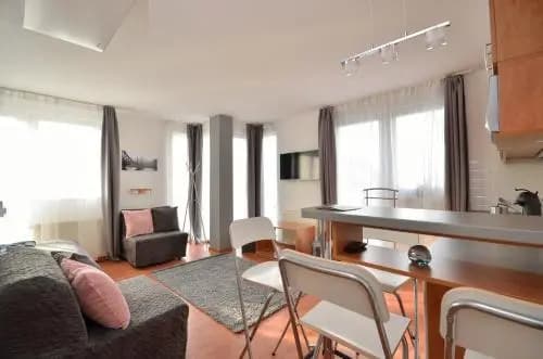 Garay Panorama Apartment - photo 2