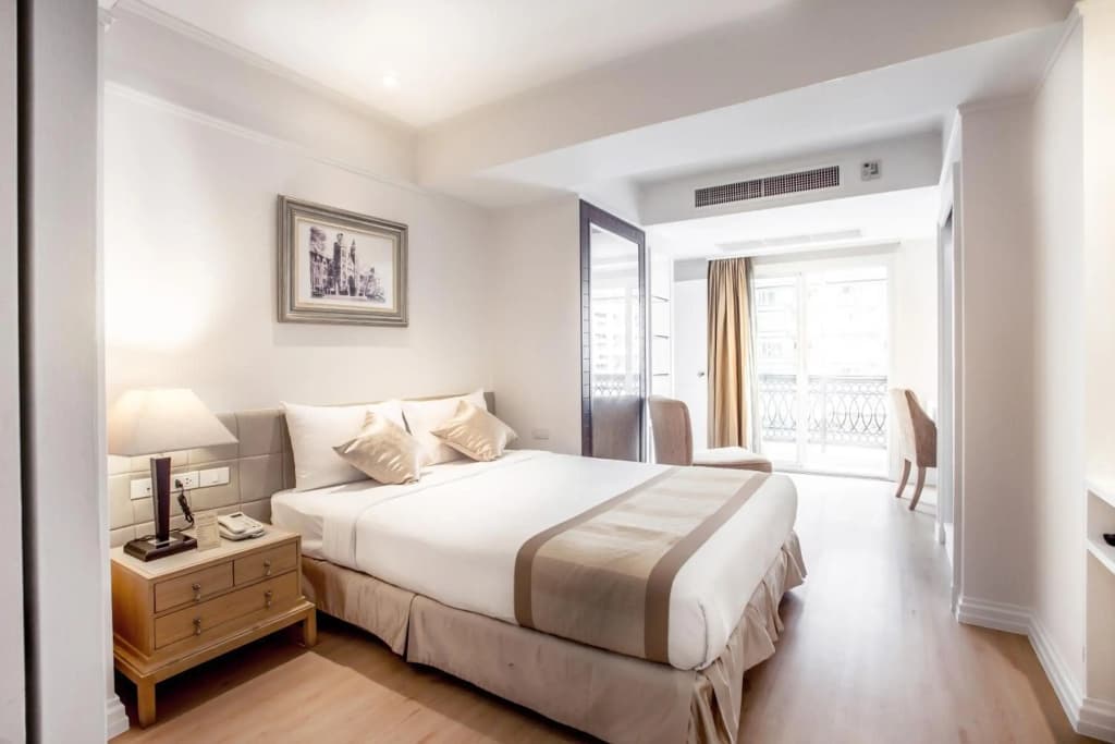 Hope Land Hotel Sukhumvit 24 - photo 3