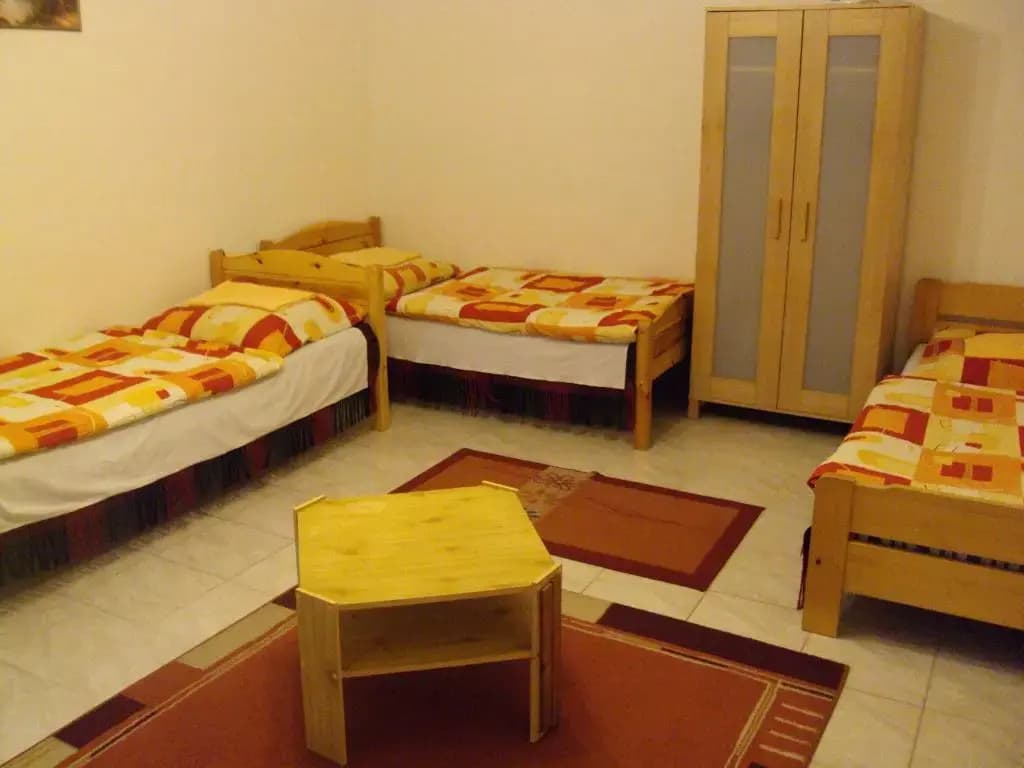 Erik Apartments - photo 2