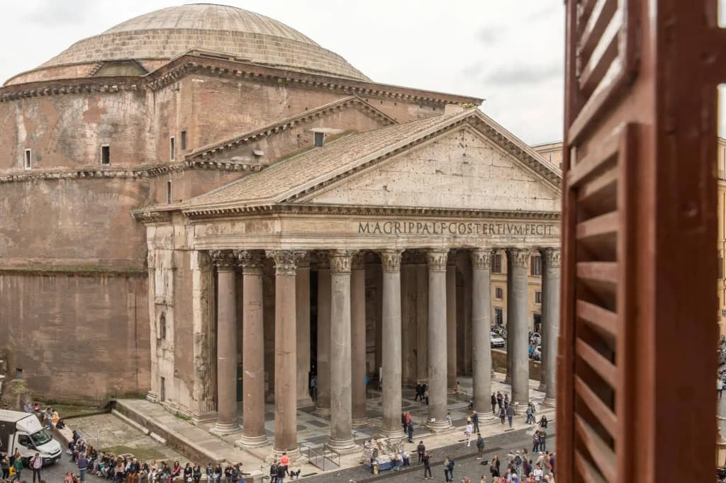 Best Suites Pantheon - photo 1