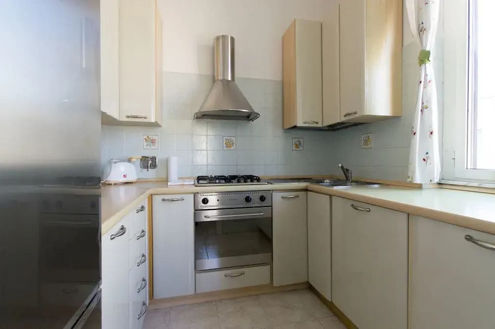 Giovanni Classic Apartment - photo 16