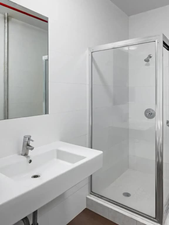 Central Park West Hostel - photo 17