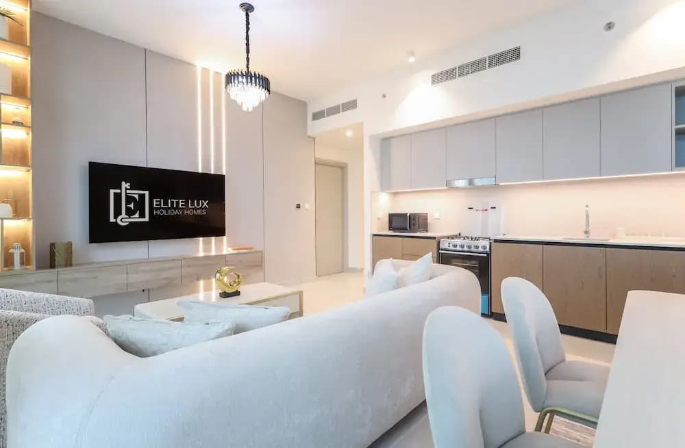 Elite LUX Holiday Homes - Dubai Creek Oasis 2BR Luxe w Burj View - photo 1