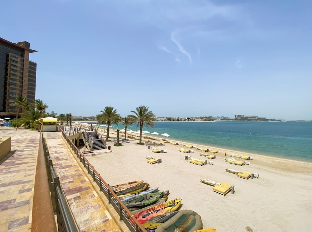 Modern beachfront 1BR apartment - photo 19