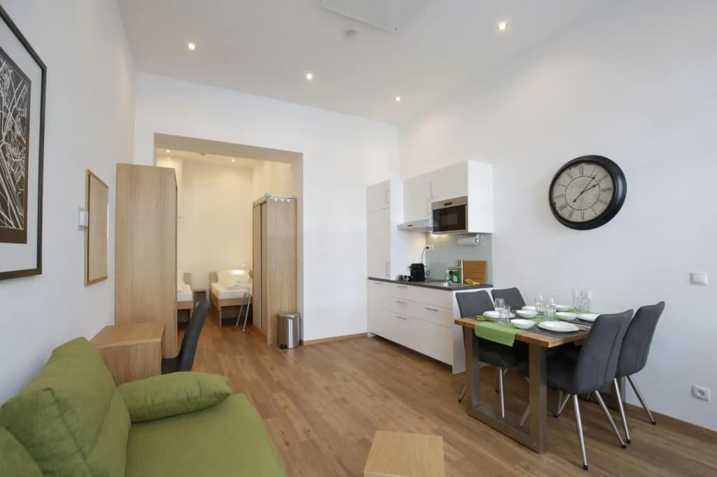 Vienna Gold Apartments - photo 4
