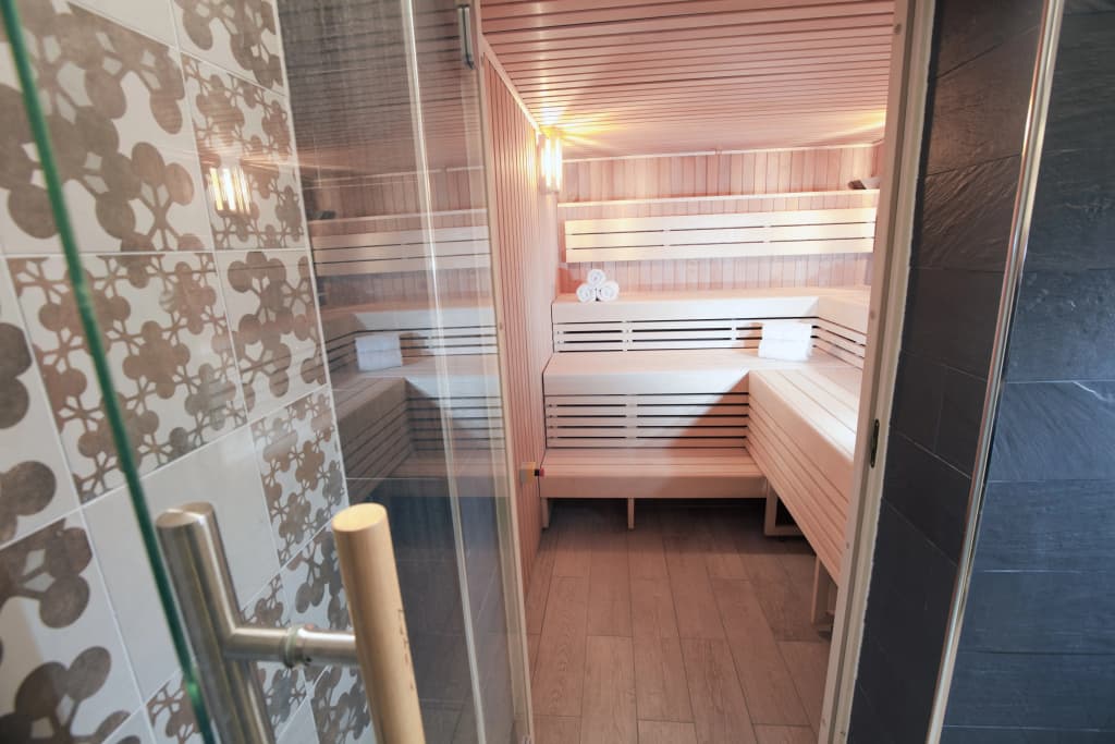 Dorsett Shepherds Bush - photo 20