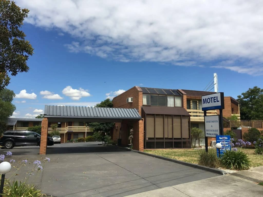 Essendon Motel - photo 12