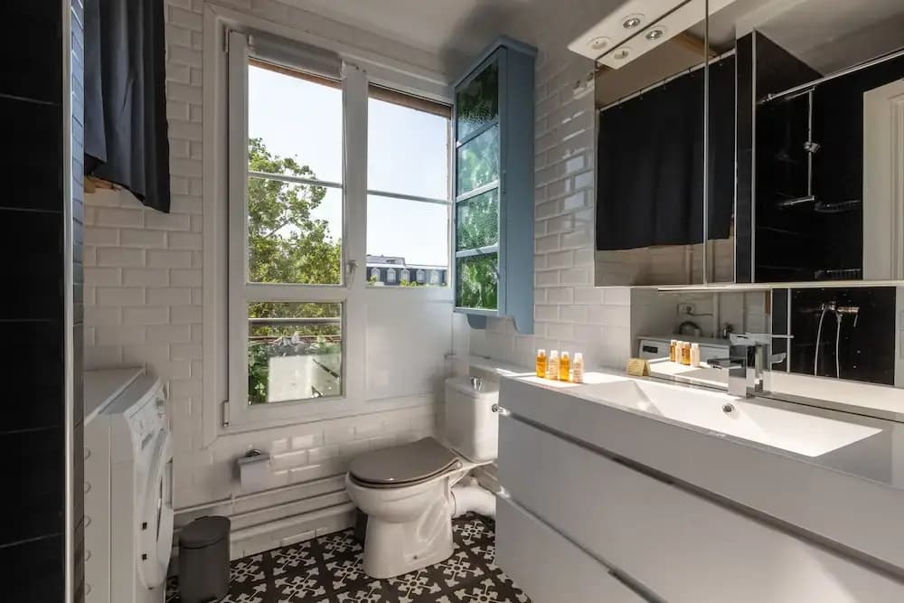 Modern by the Marais - photo 7