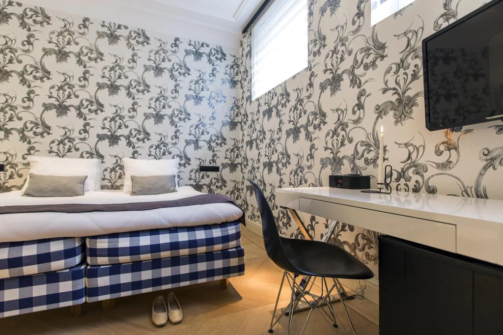 The Amsterdam Canal Hotel - photo 37