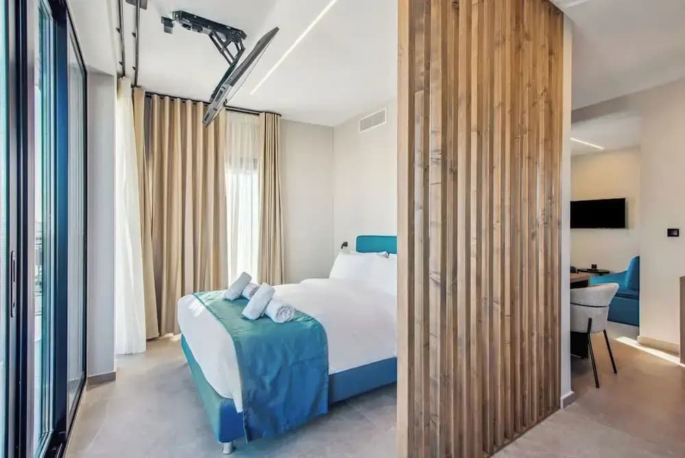 Mc Queen Boutique Apartments - photo 31