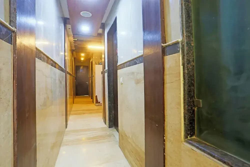 FabHotel Gera’s - photo 8