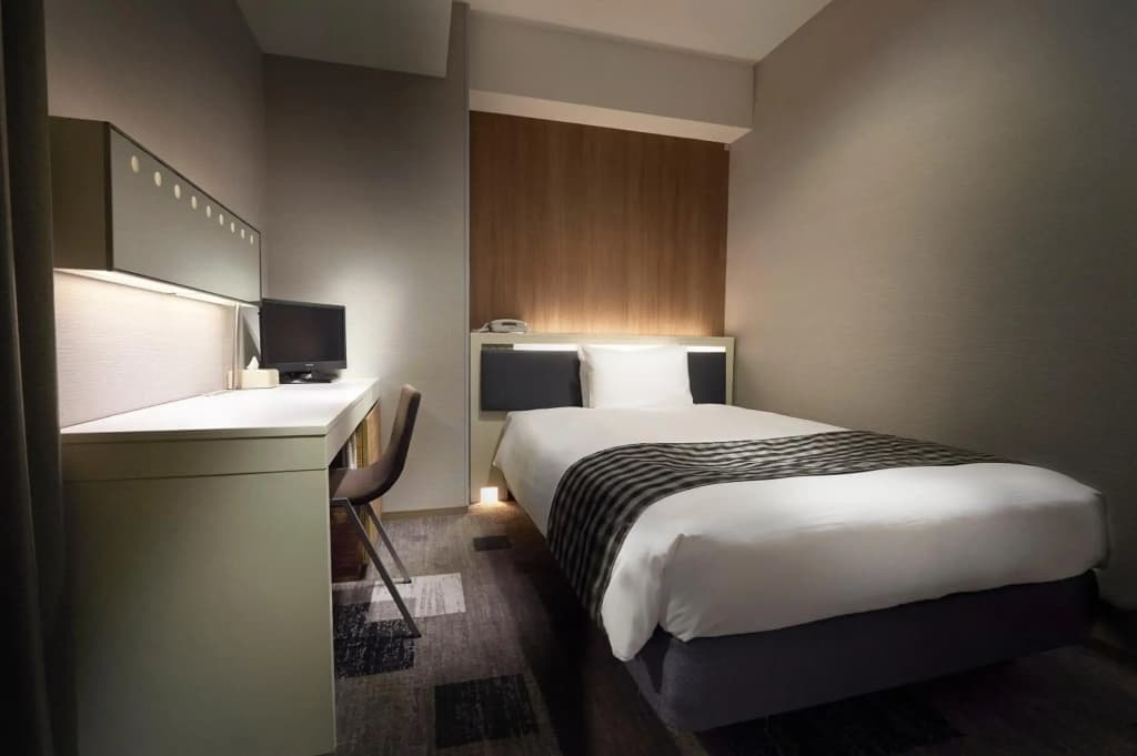 Sotetsu Fresa Inn Shimbashi-Karasumoriguchi - photo 6