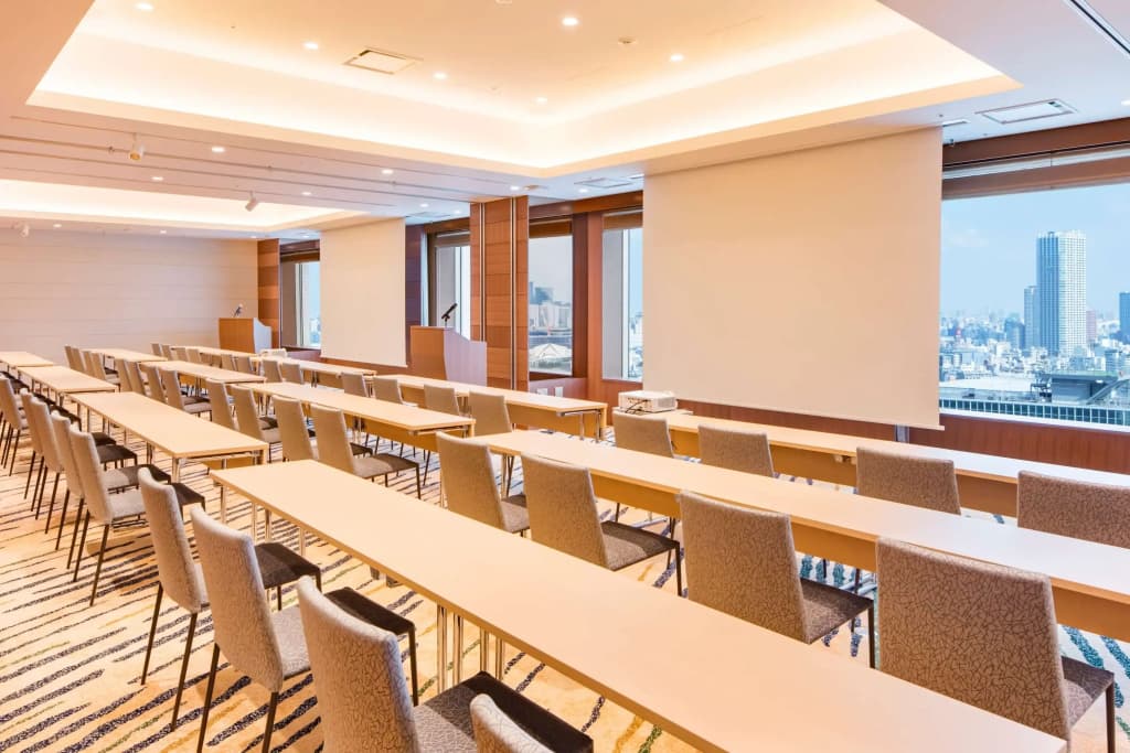 Century Southern Tower Hotel - photo 18