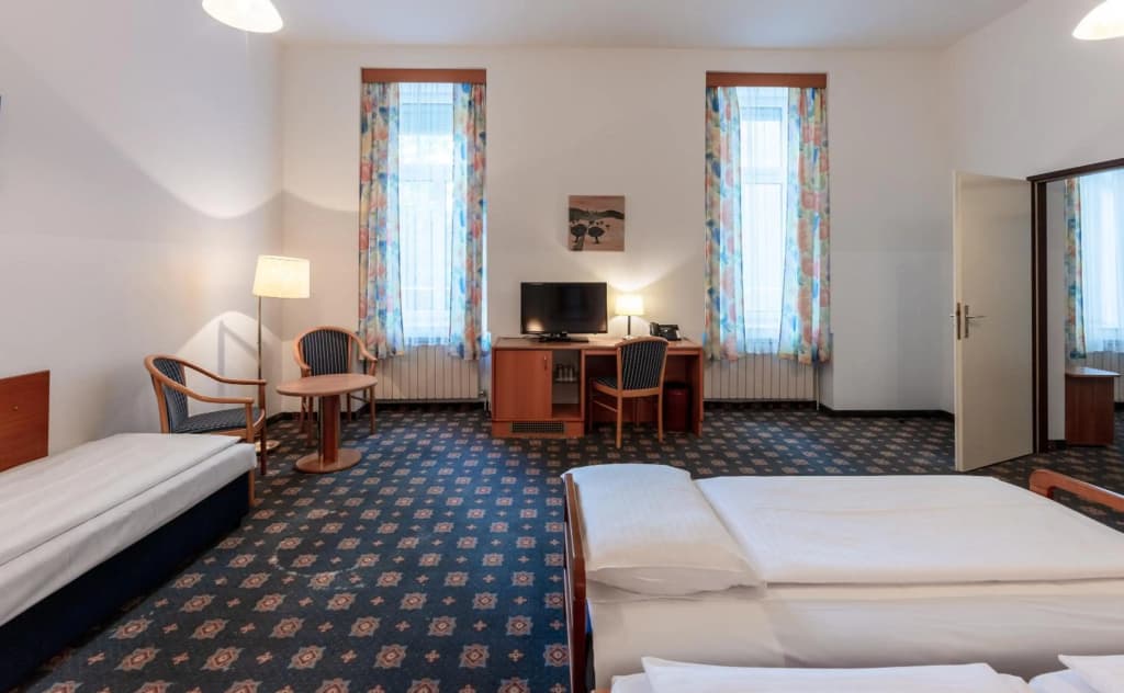 Hotel Admiral - photo 18