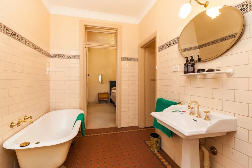 MADELINE, 1BDR Fitzroy Apartment - photo 26