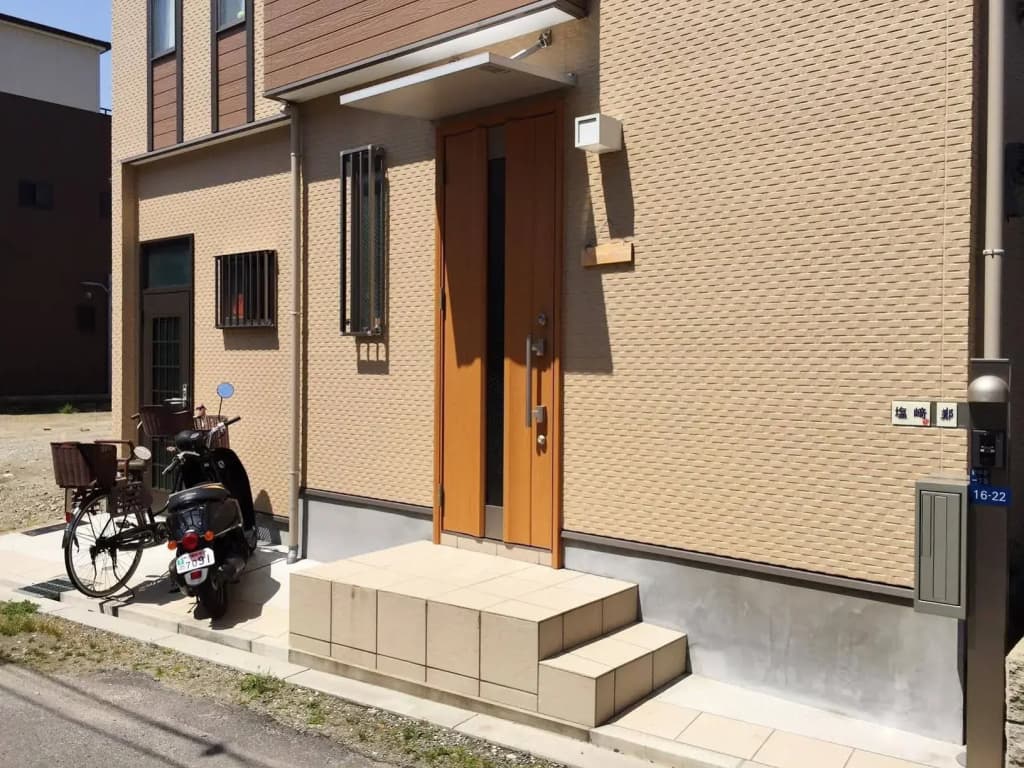Happy House - photo 2